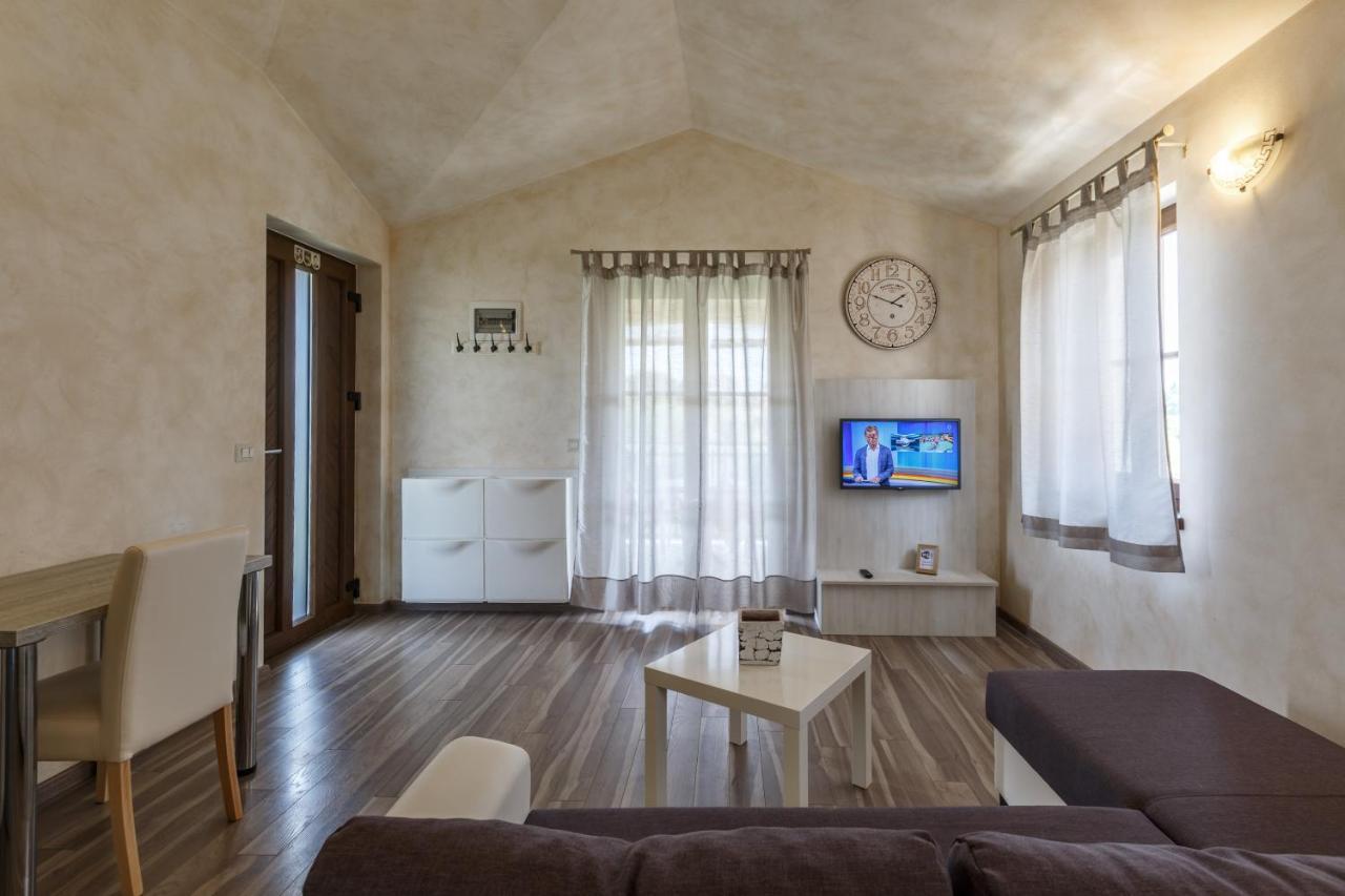 Teo Apartments فونتانا المظهر الخارجي الصورة